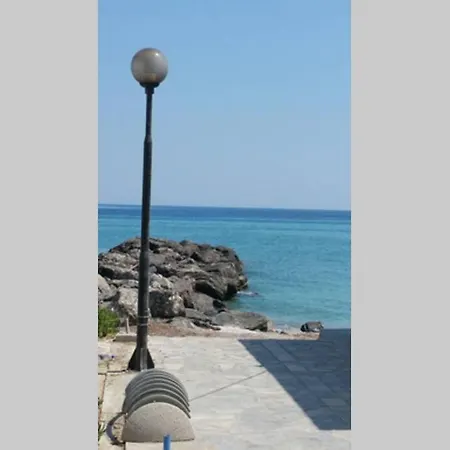 Studio By The Sea Apartment Kardamena  Exterior photo